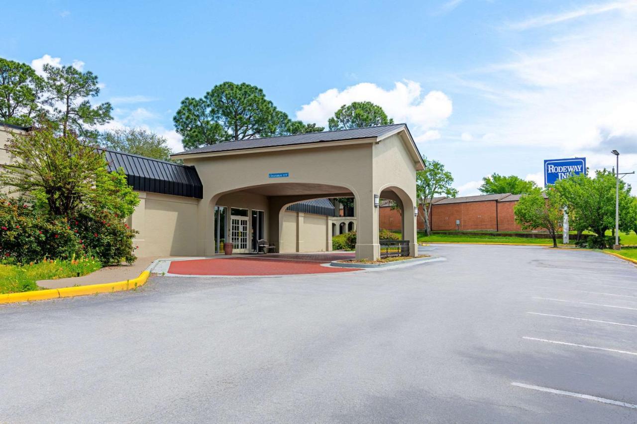 Rodeway Inn Huntsville Exteriér fotografie